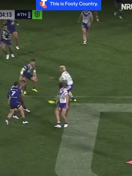 First touch he scores #nrltiktok #try #kurtismorrin #fyp #bulldogsnrl #rugbyleague #mattburton #bulldogsvswarriors 