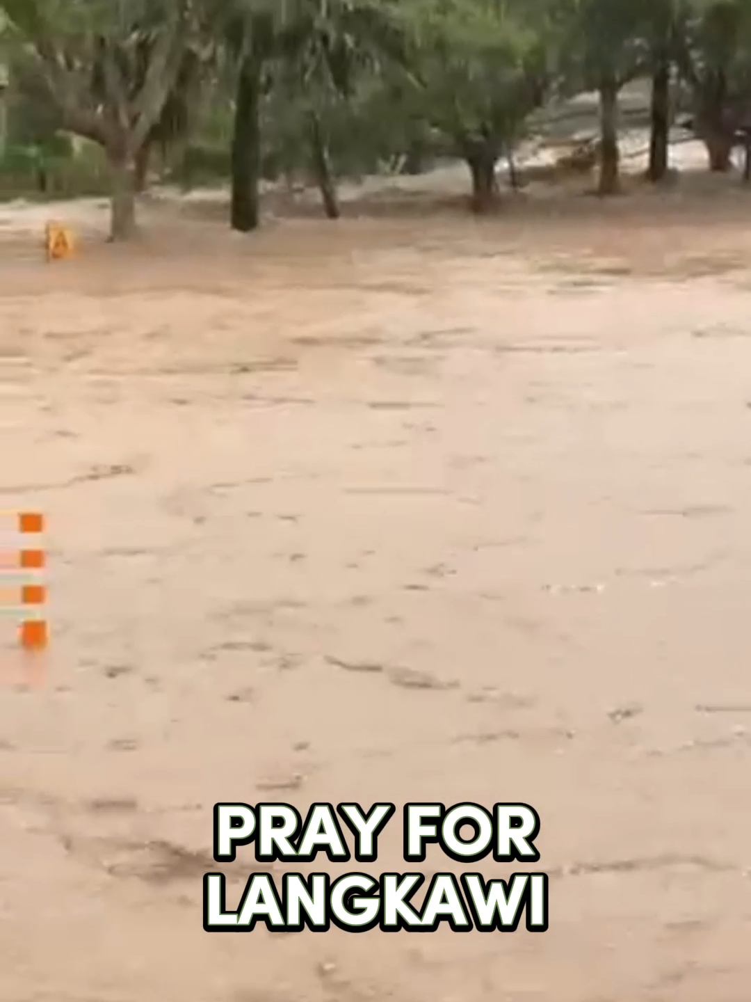 Pray For Langkawi. #malaysiatribune #langkawi #banjir