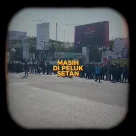 INDONESIA DARURAT DEMOKRASI AKSI MAHASISWA DAN RAKYAT SIPIL CIREBON MENGGUGAT. KAWAL SAMPAI MENANG!!! Masa Aksi Mahasiswa CIREBON Raya bersama Aliansi Masyarakat CIREBON Menggugat menyerbu Kantor DPR sebagai respon atas peringatan darurat demokrasi. (Jumat, 23 Ags 2024) MERDEKA HIDUP RAKYAT INDONESIA HIDUP MAHASISWA HIDUP BURUH HIDUP PEREMPUAN YANG MELAWAN #mk #MK #kawalputusanmk #putusanmk #demo #demonstrasi #aksi #indonesia #cirebonpride🏴‍☠️ #jawabarat #aksimahasiswa #mahasiswa #rakyatindonesia #rakyat 
