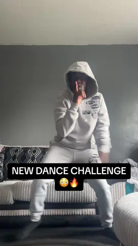 NEW DANCE CHALLENGE🕺🏾 #WrestleManiaDanceChallenge 🔥🔥 @fizzydon WHO CAN DO IT THE BEST? 👀 #dancechallenge #fyp #starzzyofficial 