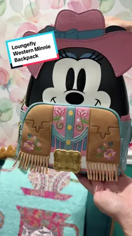 Who doesn’t love fringe? 🎒 #loungefly #western #disney #minibackpack #minnie #cowgirl #embroidered #cowgirlhat 