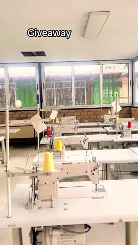 #school #fashiondesignechool #fashiondesigner #ethiopian_tik_tok #tiktok #fyp #viral #viral #foryou #yebichayejerry0 #CapCut 
