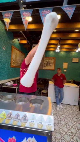 Magical Turkish Ice Cream at Markado Dondurma in Istanbul #turkishicecream #mrtaster #turkiye #icecream #istanbul #eminonu 