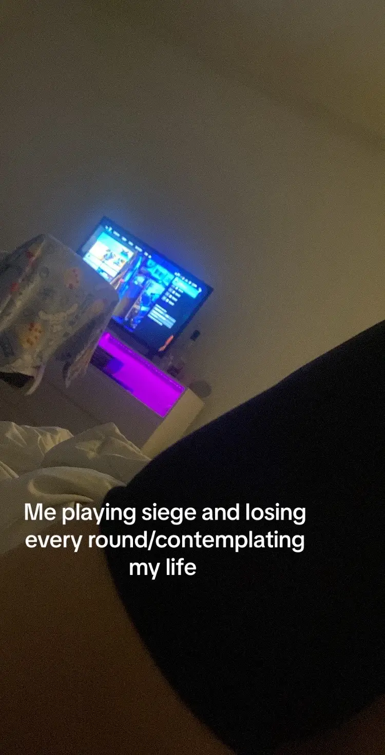 😭😭😭 #fyp #foryou #foryoupage #r6 #r6siege #siege #fypシ゚viral #adaline #fypツ #slideshow #blowthisup #egirl #trend #viral #