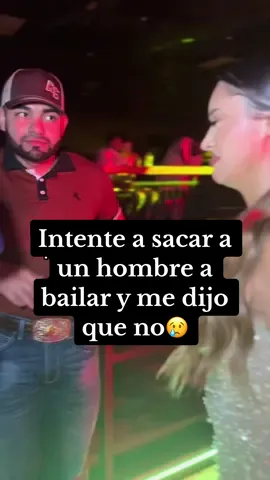 @Carlos Esquivel 🤩 #kendrasandovall #fypage #paratii #bailes 