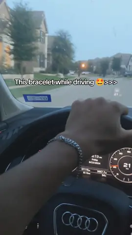 This bracelet while driving😮‍💨✨>>> #bracelet #drive #audi #aura #viral #fyp #gift #trending #teamwork #TikTokShop 