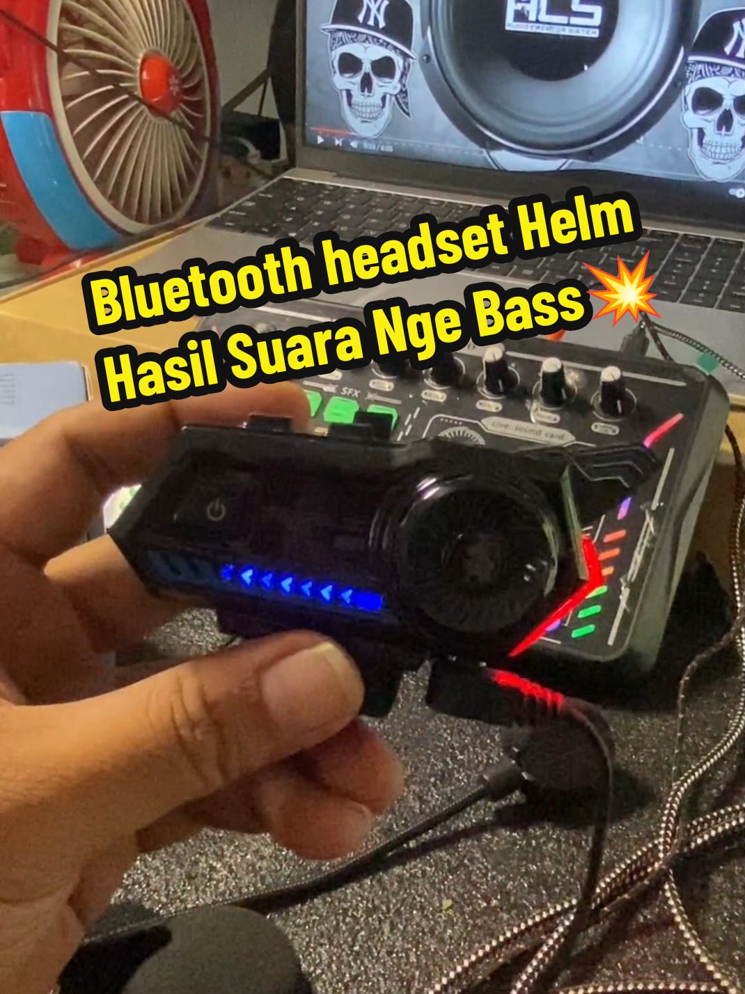 Membalas @ryonnugraha ini dia Hasil Suara Bass Dari Bluetooth headset Helm Gearelc X5 #bluetoothheadset #bluetoothheadset #headsetbluetooth #hasilsuara #bluetoothheadsethelm 