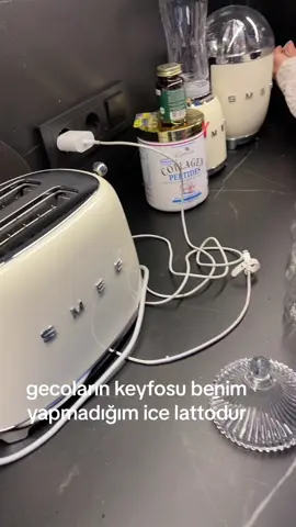 ZUAHAHAHAHHAH #izmir #fy #keşfet #akım #viralvideo #fypシ゚viral #babes #fyp 