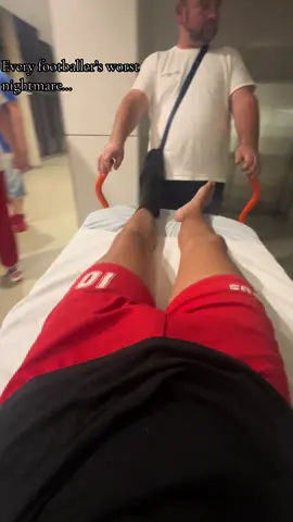 Real pain. #pain #footballtiktok #real #injury #kneeinjury #hospital #10 #baller #foryoupage #fyp #goviral 