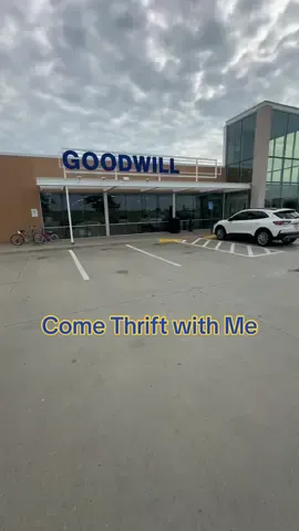 Lets waste money at @Goodwill Industries Intl. ◡̈ #goodwill #goodwillfinds #goodwillhaul #shoppingvlog #fypシ゚viral #Vlog #homedecor #letsgoshopping #comeshopwithme #comeshoppingwithme #asmr #haul 