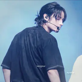 I'm the biggest hyuka ponytail enthusiast😼 #hueningkai #txt #kpop #toplinesoc🔝 #skzoogroup #sacrificedfame 