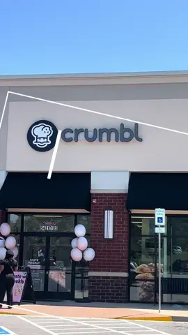 Crumbl cookie review! #crumblcookies #crumbl #cookiesoftiktok #cookiereview #crumblreview #boymom #momtok #fypシ゚viral 