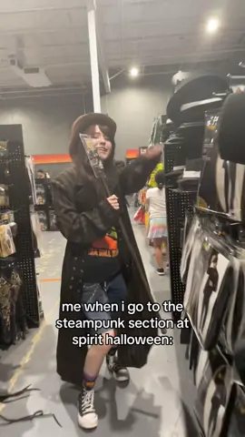 OKAYY BRENDON URIEEEE😍😍😍😍😍😍😍 #spirithalloween #panicatthedisco #patd #vicesandvirtues #theballadofmonalisa #fyp #emo #brendonurie #music @When We Were Young Fest 