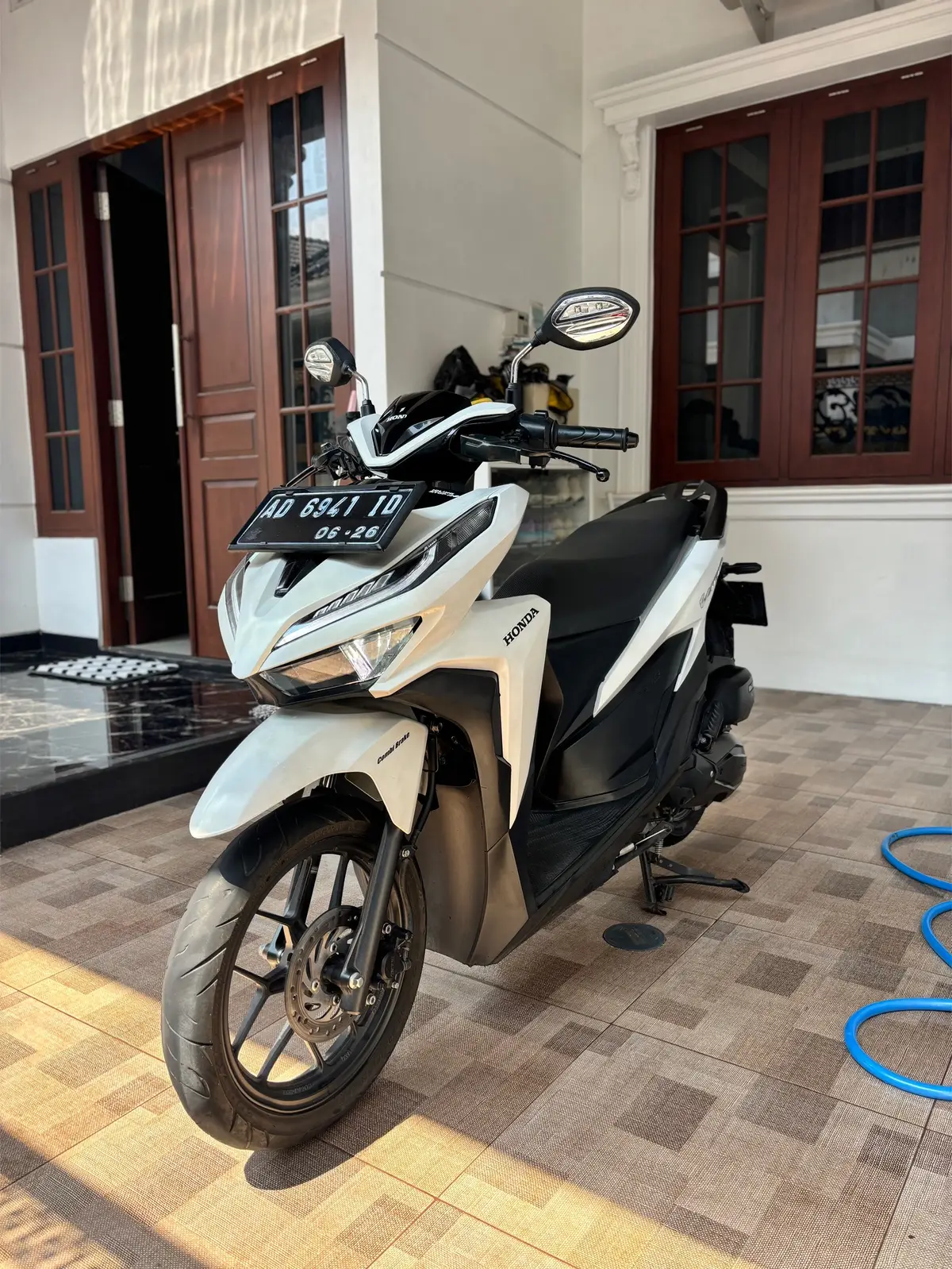 HONDA VARIO 125 CBS ISS 2021 Warna : Putih Pajak : Hidup Kelengkapan : STNK, BPKB,FAKTUR,REMOTE  Kilometer: 28.xxx Plat : AD Boyolali IDR : 19.750.000 Melayani pembayaran kredit maupun cash. Dibantu hingga cair untuk pembayaran kredit. Pilih motormu sekarang ‼️ Copyright©️ August 2024 by Garage Arabian #motorsolo #motorsolojawatengah #dijualmotorbekas #dijualmotorbekassolo #motorbekassolo #motorbekassoloraya #jualmotorbekas #jualmotorbekassolo #jualmotorbekassoloraya