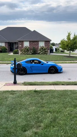 sharkkk  #car #carguy #carsoftiktok #cartokhub #fyp #porsche #gt4 #sharkblue #cayman #718 