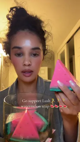 Dont walk RUN to @LUSH you can take all my 💴 #fy #lush #watermelon 