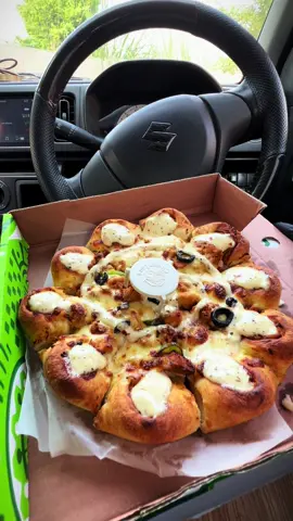 Cheezious🤤🍕 #yumstokes #careat #asmrvideo 