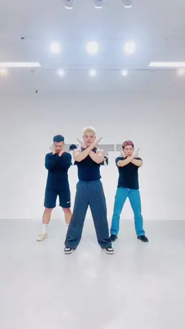 Không Cảm Xúc Remix- Hồ Quang Hiếu #khongcamxuc #remix #hoquanghieu #tiktokdance #tiktokdancevn #tiktok #tiktokvietnam #dance #dancegroup #dancecover #dancechallenge #dancetrending #trending #xuhuong #fyp #saigon #saigonese #saigonlife