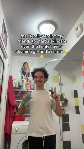 went to korea last year and bought A LOT of skincare, but i ended all 💀 #skincare #skincareroutine #skintok #skincarefyp #skincaretiktok #skincarekorea #koreanskincare #kbeauty #humour #fyp #viral #06 #naoleplusbo 