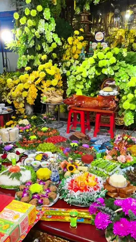 Canh đàn khoá lễ tại đền Đông Cuông . Cô Đồng Nhất Tâm Dâng Hoa Cúng Quả Bắc ghế Hầu Mẫu #haubongvietnam #quayphimhaudong🍀🌸 #xuhuongtitox2024 