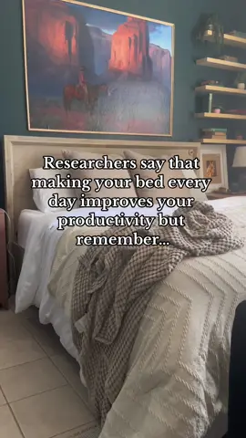 Good morning! I used to get caught up with the idea that to make my bed it needed to be perfect… no babes it doesn’t! As long as your bed is a least tidy and made you accomplished something! Btw… all my bedding is #budgetfriendly “dupes” that I have found on Amazon.  #bedroom #homedecor #homeideas #bedding 