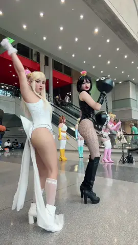 boosette and chompette 🤍🖤 @Cecilia 