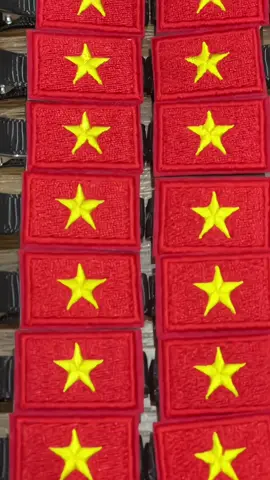 Các măng non chuẩn bị mừng đại lễ 2/9 đến đâu rồi ạ? Còn măng non nào chưa có kẹp tóc lá cờ tổ quốc không ạ?? ❤️❤️🇻🇳🇻🇳 #littlecherry #xuhuong #mungquockhanh #toquocvietnam🇻🇳🇻🇳🇻🇳 #quockhanh #vietnamtoiyeu #keptoclacovietnam 