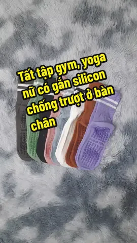 Tất tập gym, yoga nữ có gắn silicon chống trượt. Chất dày dặn thấm hút mồ hôi siêu tốt #gym #yoga #tat #tattapgym #tatyoga #tatvonu 
