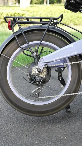 20 inch fat tire integrated hidden frame battery electric bike #ebike #electricbike #electrcbicycle #minibike #minibikelife #foldingbike #foldingbikemalaysia #foldingbikeindonesia #foldingbikecommunity #foldingbikeusa 