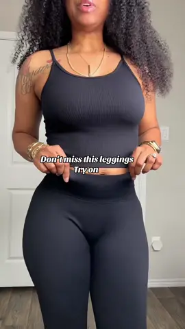 Get your leggings for fall🍂#set #fyp #mooslover #leggings #soft #fashion #leggingsoftiktok #pants #gymset #legging #leggingsoutfit 