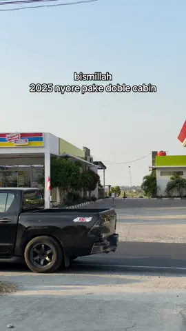 @grandong_2gd  #2gd #hilux #hilux4x4 #hiluxgrsport #doblecabinindonesia #dcab #dcabid 