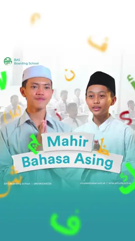 Mahir berbahasa asing merupakan salah satu keunggulan yang didapatkan di BAS Boarding School. Simak video diatas untuk melihat perkenalan dari dua siswa BAS Boarding School menggunakan Bahasa Arab 👆🏻😉