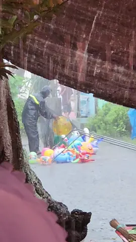Pengorbanan seorang Ayah🥺#fyp #ayah #pengorbananayah #sad #videoviral #sedih 