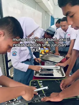 #smkbisa#smkhebat#otomotif #skansabina 