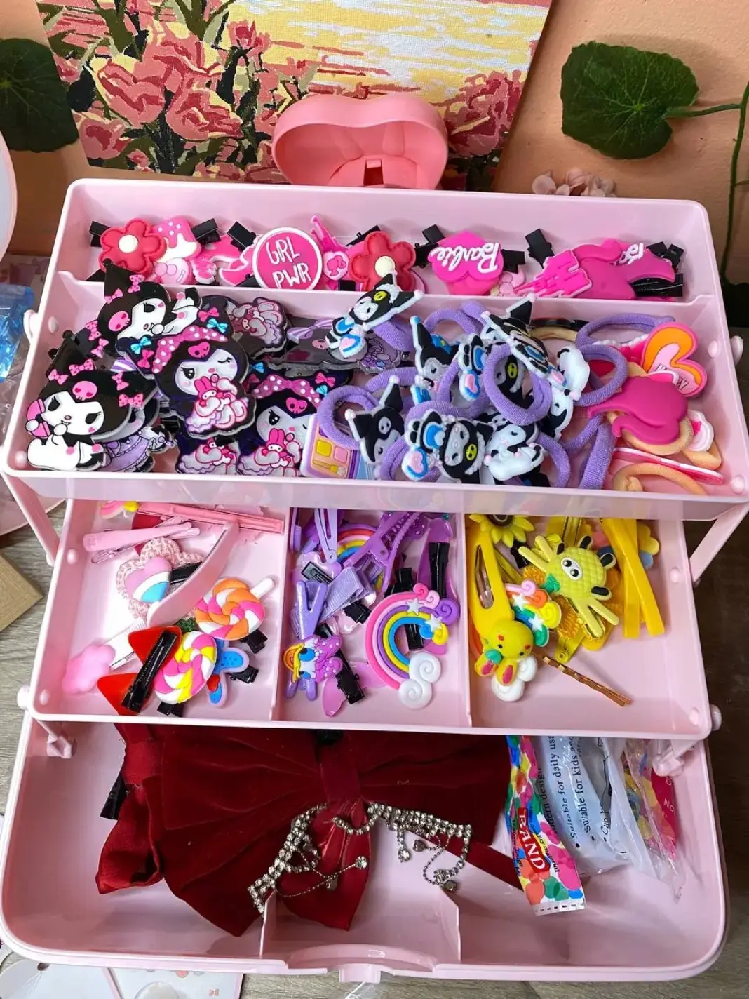 talagang ang ganda ng hair accessories organizer na ganito talagang mapaparami ang pag collect mo ng mga hair clips and accessories💜🌸 #hairclips #hairaccessories #hair #cute #kuromi #kids 