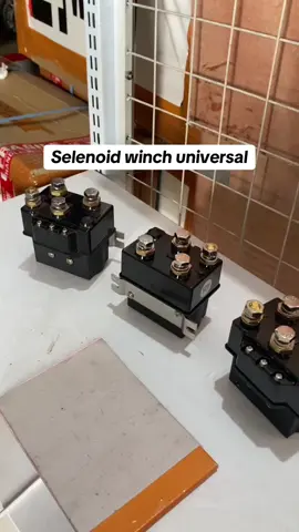 Selenoid winch universal segala merk winch #fypシ゚viral #winch #warn #sperpart #4x4 #offroad #mobilsawit #towing 
