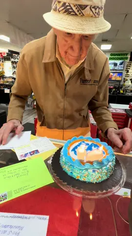 Happy 91st Birthday Donald 🇺🇸♥️ thank you to everyone who sent him birthday cards & wishes 🥳#happybirthday #CapCut 