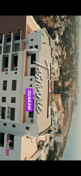 La résidence Tasmanie offre des prestations exceptionnelles, comprenant une piscine sur terrasse, une vue panoramique sur la mer, et une salle de sport moderne. Profitez d'un confort sans égal dans un cadre élégant et raffiné. #HomeStaging #immoplus #senegal #senegal #immobilierdakar #decoration #decorationinterieur #tiktoksenegal🇸🇳 #AmbianceChaleureuse 