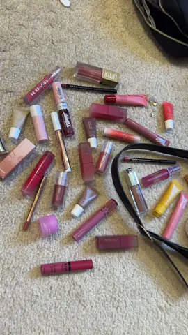 packing my necessities. #lippies #lipcombo #obsession  i have a problem… .. @NYX Professional Makeup @laneige_us @Charlotte Tilbury @tarte cosmetics @Kaja Beauty @Summer Fridays @COVERGIRL @rhode skin @Dior Makeup  @Olehenriksen @Tower 28 Beauty @Peripera @Rom&nd US @dasique 
