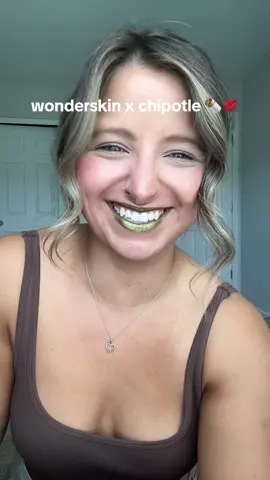 @Wonderskin Beauty x @Chipotle - one of the BEST collabs 😍🌯💋 #wonderskin #wonderskinbeauty #lipstainmasque #bluelipstain #lipstain #collab #unboxing #chipotle #chipotlae #wonderskinxchipotle #marissainthemidwest 