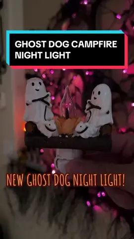 This ghost campfire night light with dogs is SO CUTE!!#fyp #foryou #halloween2024 #spookyseason #spooky #halloween #halloween2024decor #halloweennightlight