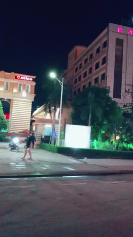 Đất cam dễ đi khó về đất cam không có tình người toàn người vn hại người việt thôi gửi tới mấy bạn muốn việc nhẹ lương cao….! #daklak47 #easup #cambodia #bavet #mộcbài🇰🇭🇻🇳 #campuchia🇰🇭 #tamtrang #capcut #chill #remix #câunoihay #đời #cuocsong #doisong #topcreator #xyzbca #xuhuong #xuhuongtiktok #xh #nhachaymoingay #nhacnaychillphet #trending #trend #hottrend 
