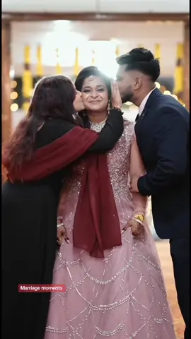 💕💕#marriagemoments♥️ #fyppppppppppppppppppppppp #fypシ゚viral🖤tiktok☆♡🦋myvideo #fypシ #marrriagegoals #bride #virelvideos #wedding #foryoupage #virelme #tamilsong #foryoupageofficiall #trend #tiktok #bridemakeup #bridestyle #bridesaree #tamilwedding #indianbride #tiktoklover💖💖💖 #trending 