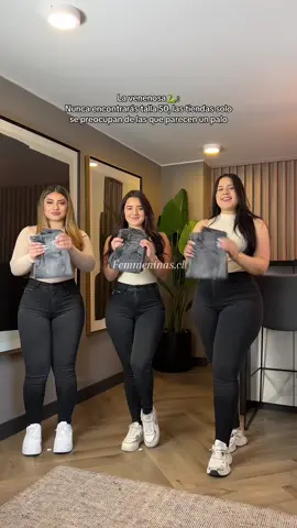 Siguenos en ig femmeninas.cl 🔥 #tendencia #jeansviral #jeans #jeansmujer #chile🇨🇱 #elasticidad #calceperfecto #efectopushup #cuerpazo #skinnyjeans #ropamujer 