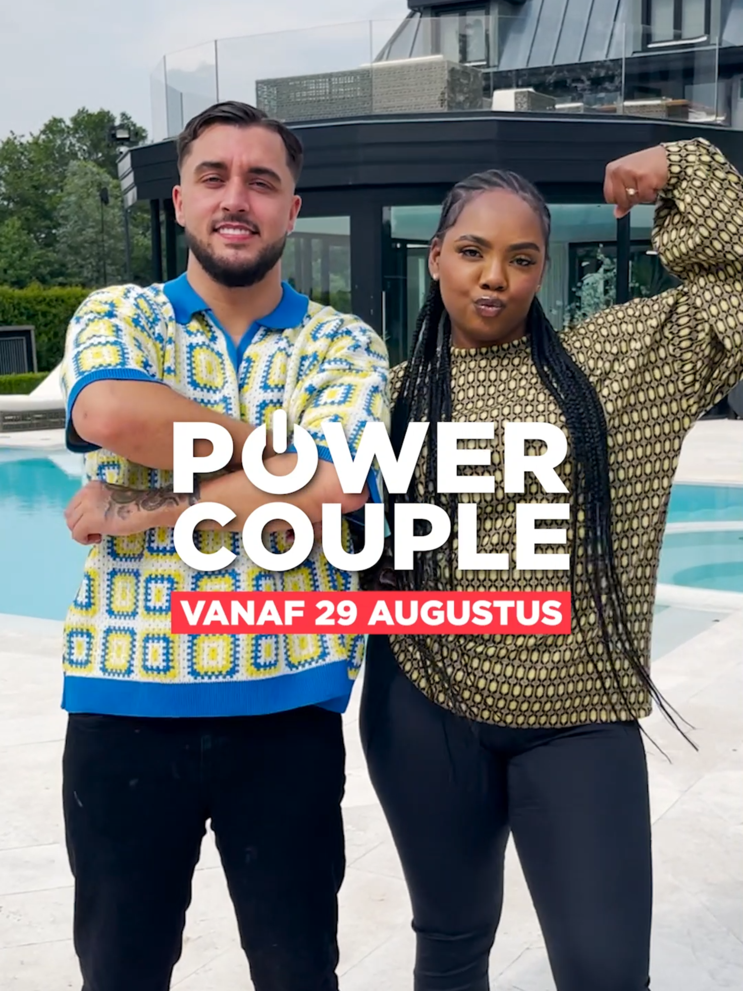 Vonneke en Davinio gaan er vol voor met de challenge! Dat belooft wat 😎 Power Couple is vanaf donderdag te zien. #powercouple @vonneke.bonneke #pillowchallenge #couplechallenge