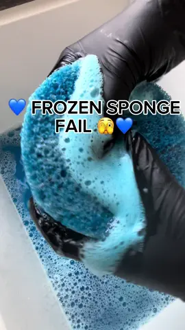 🧊 FROZEN SPONGE FAIL 🧊 If you’re thinking of freezing this sponge.. dont! Over an hour it took to be defrost and thats with boiling water 😳😂               Keep an eye out for my 3 part episode coming later.. just got to edit down a 70min video.. fun 🙄😂 #spongesqueezing #CleanTok #community #frozen #frozensponge #fyp #spongesqueezingasmr #iceplay #blue #squeezeyuk #asmr #asmrsounds #foryourpage #visualasmr #calming #sponge #suds #sudsy #fypシ゚ #foryou #oddlysatisfying #oddlysatisfyingvideo #cleaning #fail 