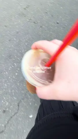 WE’RE BACK ‼️ whyd i get a medium tho ugh #fypage #icedcoffee #coffee #diml #Vlog 