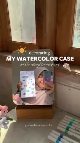 decorating my watercolor case with acrylic marker #DIY #painting #acrylicmarker #art 