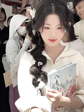 tbtb bgt digebrak neo sama luyuxiao, ga buka hp bentar langsung duarr aja😫😭😭🤭🥹🤏🏻💗🌷 #cdrama #cdramalover #loveintheclouds #neohou #houminghao #luyuxiao #luyuxiao卢昱晓 #yourpage #douyin抖音 #xuhuong #upcomingdrama #xianxia 