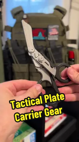 When it comes to gear that you keep on your tactical plate carrier, you need a quality pair of trauma shears. #prepper #tactical #tacticalgear #gear #platecarrier #flashsale 